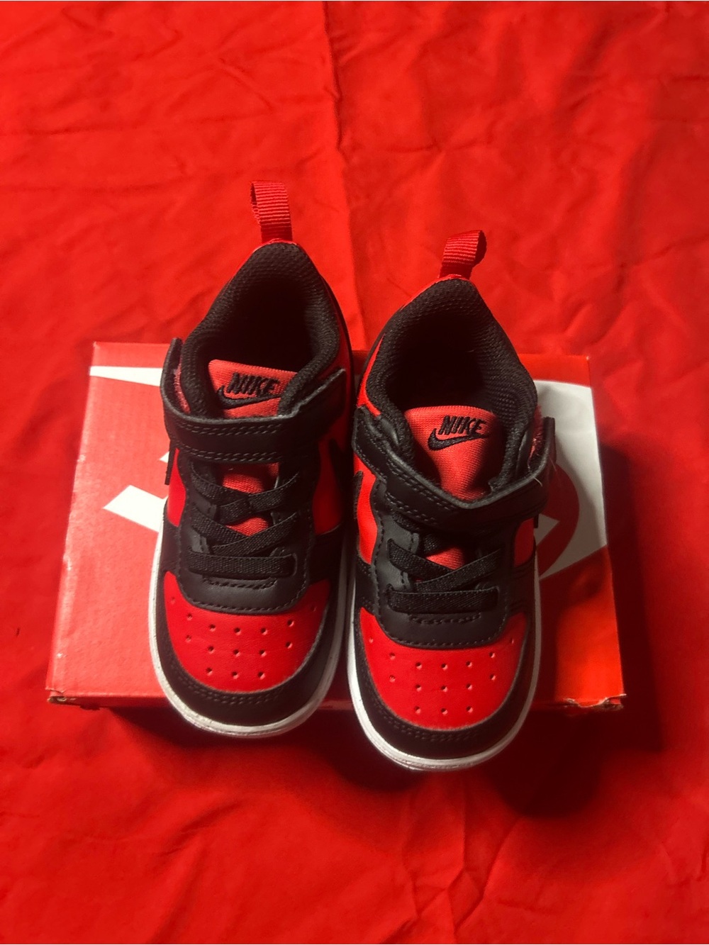 Nike Kids Red and Black Hook-and-Loop Sneakers